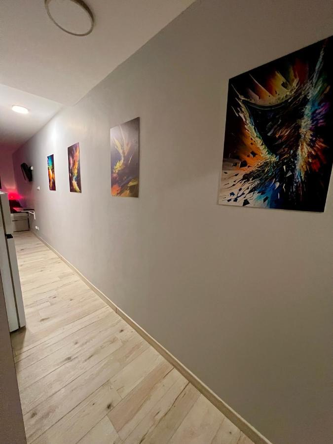 Apartamenty Koktajlove Kielce Esterno foto