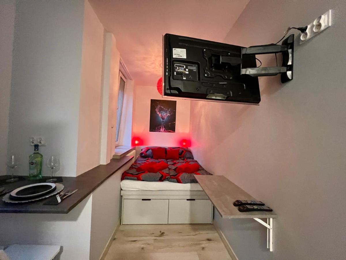 Apartamenty Koktajlove Kielce Esterno foto