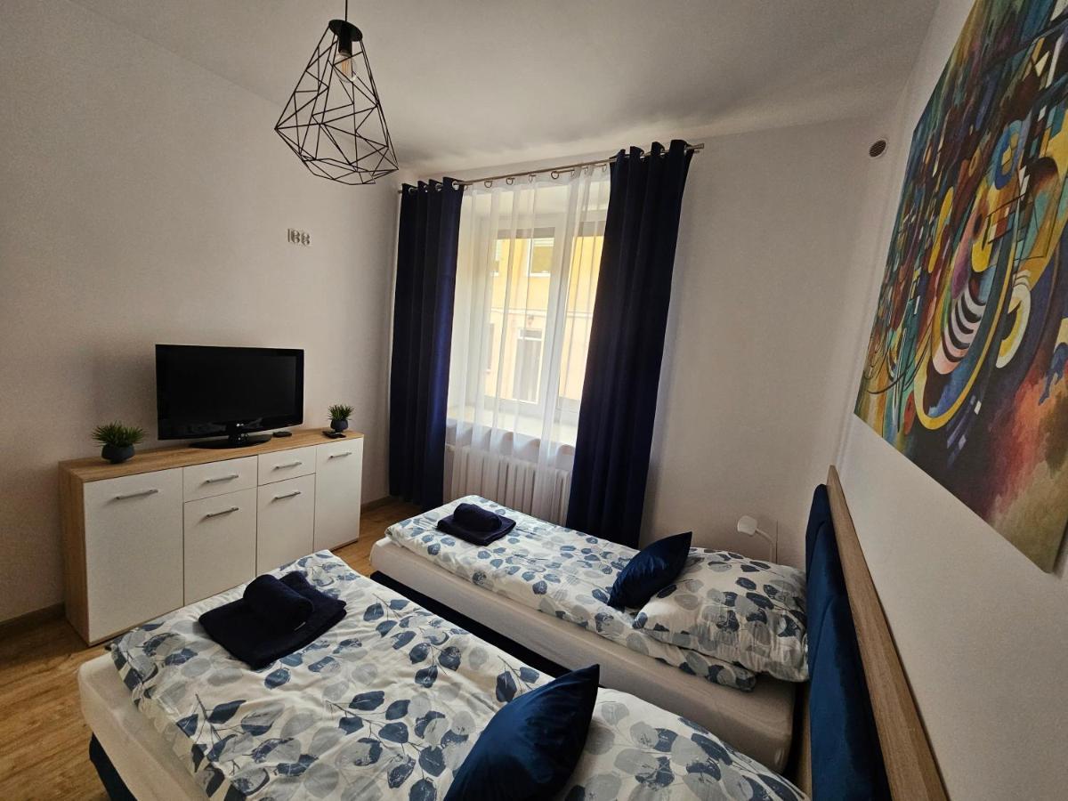 Apartamenty Koktajlove Kielce Esterno foto