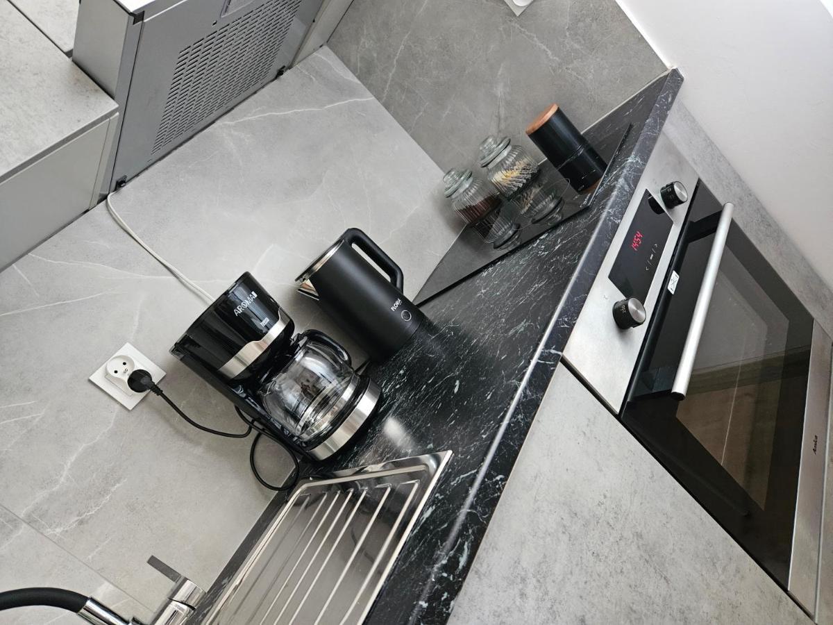 Apartamenty Koktajlove Kielce Esterno foto