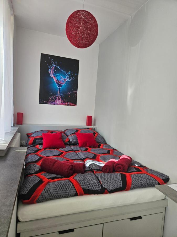 Apartamenty Koktajlove Kielce Esterno foto